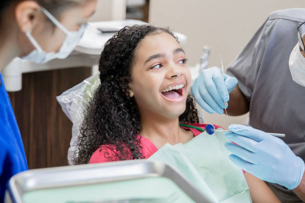 Best Emergency Denture Repair in Uhrichsville, OH